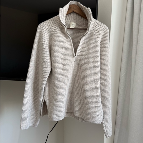 Cozy Cream Women's Sweater - Picture 5 of 5